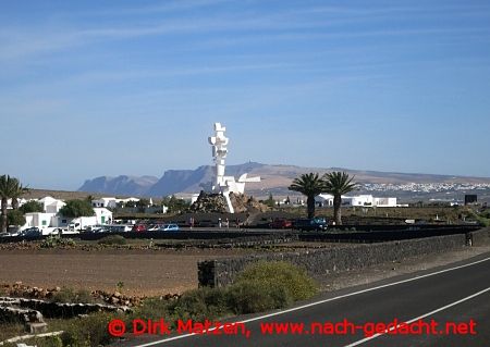 Lanzarote, Anfahrt zum Monument Csar Manrique