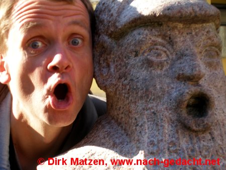 <b>Dirk Matzen</b> beim Wächter auf dem Wächterplatz in Aabenraa - dirk_matzen_waechterplatz_aabenraa