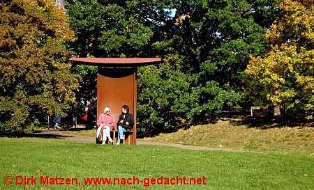 Berlin Britzer Garten, Sitzgelegenheit