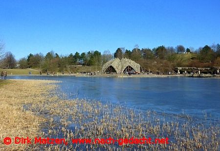 Berlin Britzer Garten, gefrorener Hauptsee