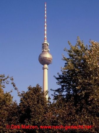 Berlin / Berliner Fernsehturm - Fotos auf www.nach-gedacht.net - Berlin
