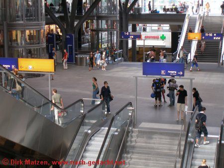 Berlin Hauptbahnhof - Normaler Bahnhofsbetrieb