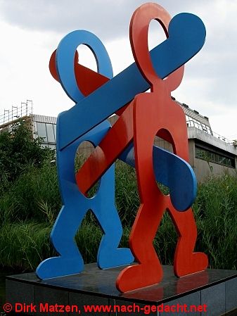 Potsdamer Platz, Keith Haring: Untitled (Boxer)