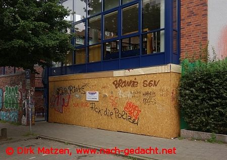Hamburg Karolinenviertel, Salzbrenner-Wrstchen beim G20