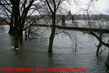 Hamburg-Finkenwerder, Fähranleger bei Sturmflut