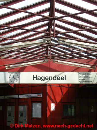 Hamburg Lokstedt - HVV U-Bahn-Station Hagendeel