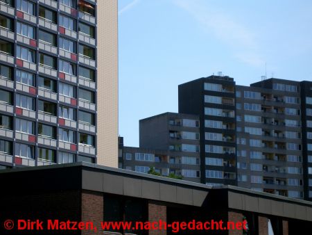 Hamburg-Stellingen - Hochhuser in Ortsteil Langenfelde