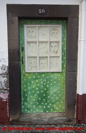 Funchal, Largo do Corpo Santo 26, bemalte Tr