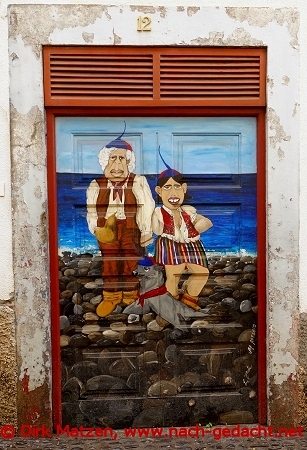Funchal, Rua dos Barreiros 12a, bemalte Tür