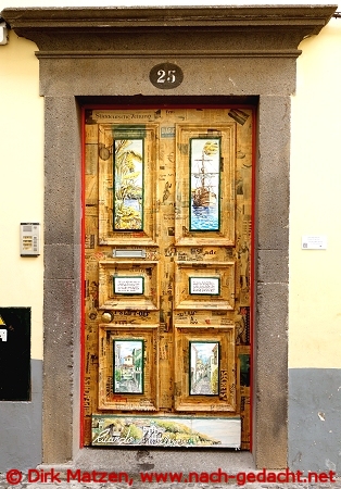 Funchal, Rua Santa Maria 25, bemalte Tür