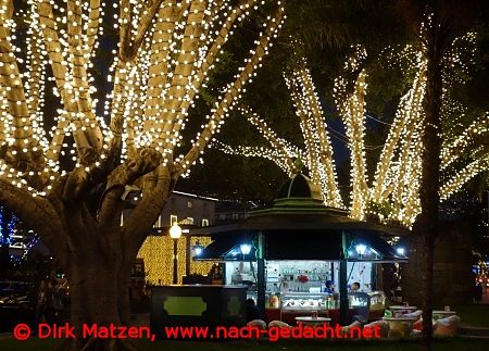Funchal Weihnachtsbeleuchtung, Eisdiele auf der Promenade