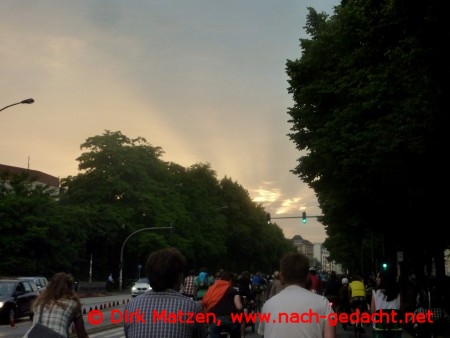 Critical Mass Hamburg Juni 2012, Edmund-Siemers-Allee