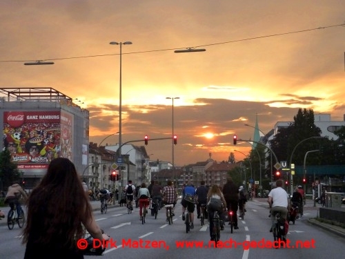 Critical Mass Hamburg, Abendstimmung