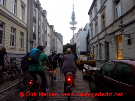 Critical Mass Hamburg Juni 2012, Grindelweg