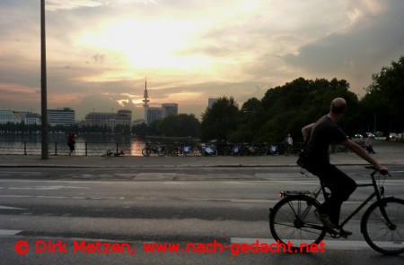 Critical Mass Hamburg Juli 2012, Sonnenuntergangs ber der Binnenalster