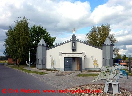 Reppichau, Informationszentrum Spiegel der Sachsen
