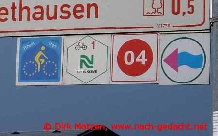 Schild Rheinradweg Niederrheinroute