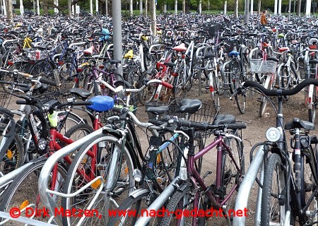 Göttingen, Fahrräder am Bahnhof