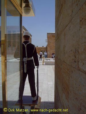 Ankara, Wache im Atatrk-Mausoleum