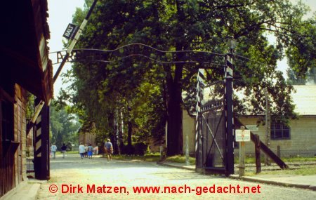 KZ Auschwitz, Eingang ins Konzentrationslager