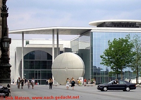 Berlin, Blick auf das Marie-Elisabeth-Lders-Haus