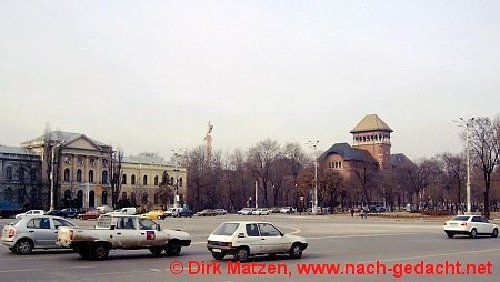 Bukarest, Piata Victoriei