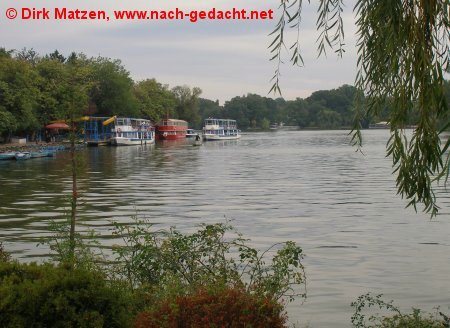 Bukarest, Lacul Herastrau mit Schiffen