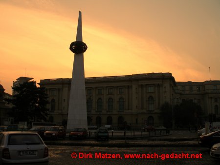 Bukarest, Abendstimmung auf dem Revolutionsplatz, der Piaţă Revoluţiei