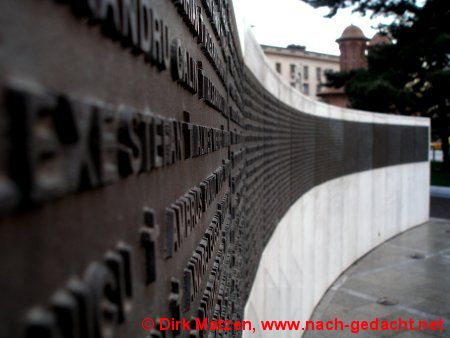 Bukarest, Gedenktafel für die Toten des Aufstandes 1989