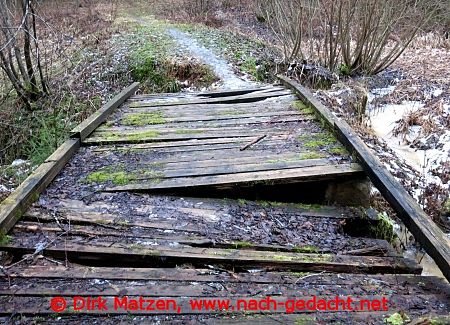 Cesis, Wanderweg defekte Brcke