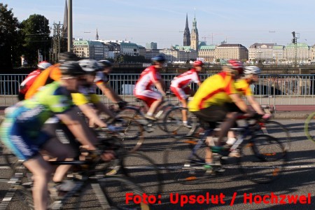 Cyclassics 2011, Start auf Kennedybrcke