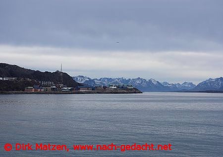 Sarfak Ittuk, Anfahrt auf Maniitsoq