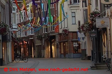 Groningen, Folkingestraat mit Fahrrad