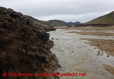 Landmannalaugar, kleine Kletterstelle an einem Bach