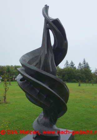 Reykjavik, Statue von Gerður Helgadóttir