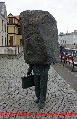 Reykjavik, Statue von Magnús Tómasson