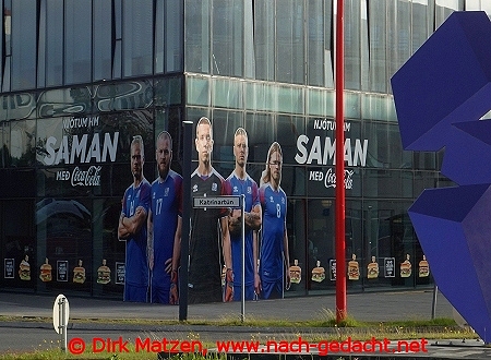 Reykjavik, Fußball-WM-Werbung an Hausecke