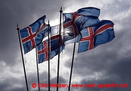 Reykjavik, Isländische Flaggen