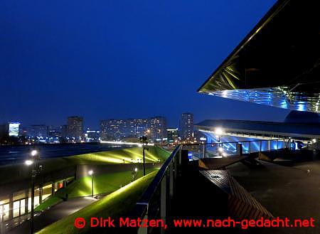 Katowice Kongresszentrum nachts