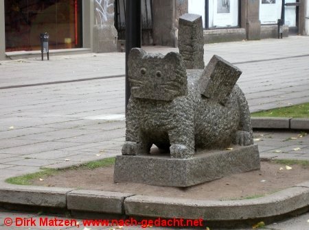 Kaunas, Katzenfigur in der Fußgängerzone