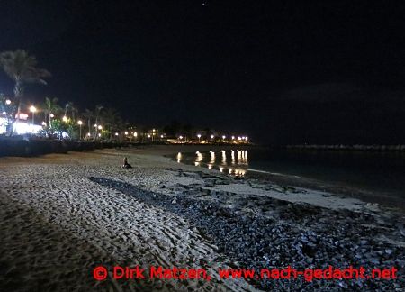 Lanzarote, Playa Blanca nachts am Strand