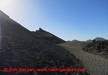 Lanzarote, Weg am Caldera de los Cuervos
