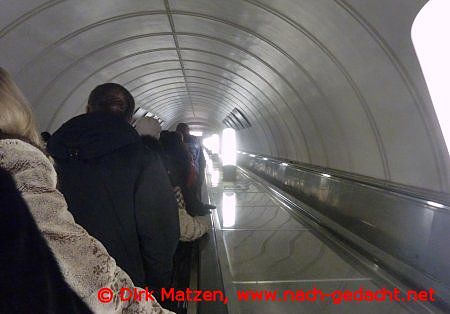 Moskau, Metro Rolltreppe