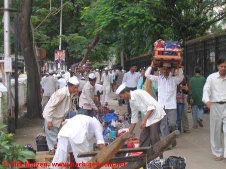 Mumbai/Bombay, "Dabawallas" - Essensaustrger