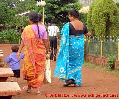 Mumbai/Bombay, Frauen in den Hanging Gardens