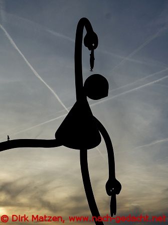 Scheveningen, Skulpturen auf Promenade