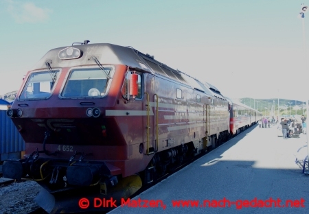 Nordlandbahn, im Bahnhof von Bodø