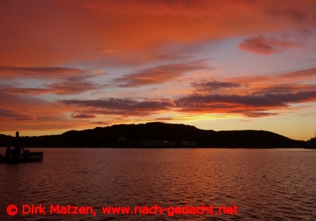 Bodø, Sonnenuntergang am Hafen