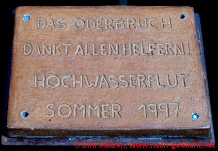 Danktafel fr Helfer beim Oderhochwasser 1997