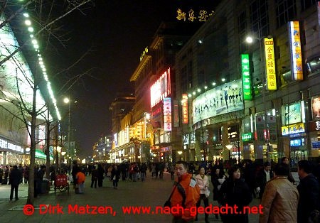 Peking, Einkaufsstrae Wangfujing Dajie